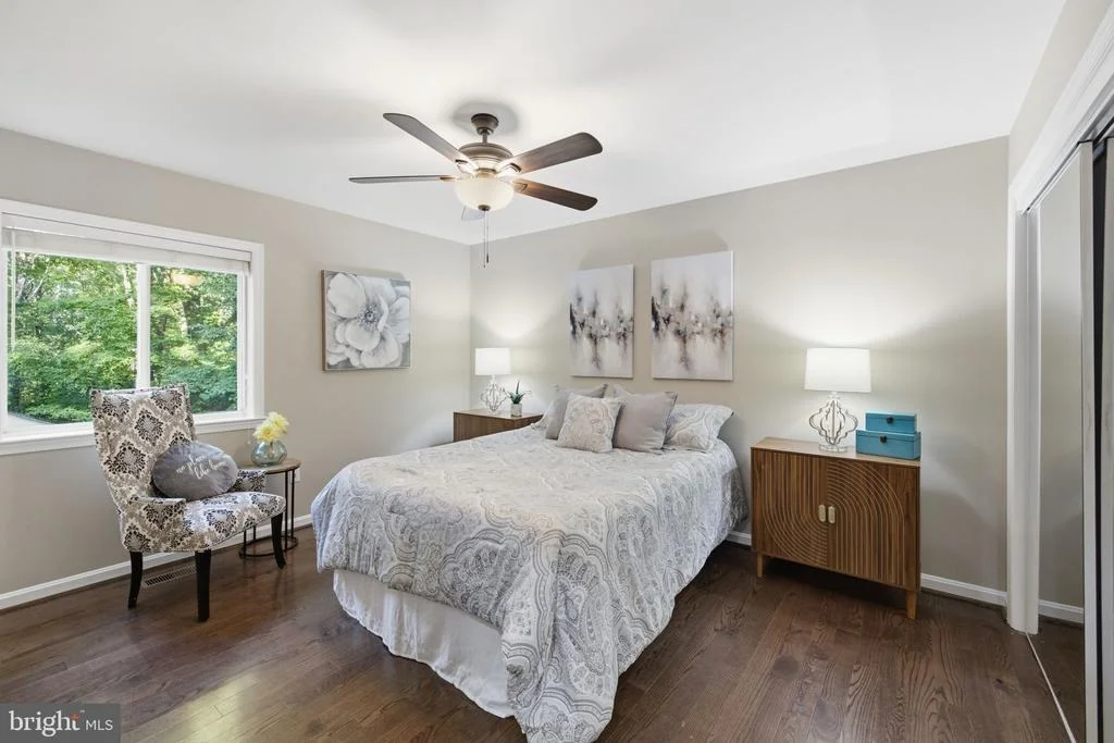Photo of 7371 CROWN LANE