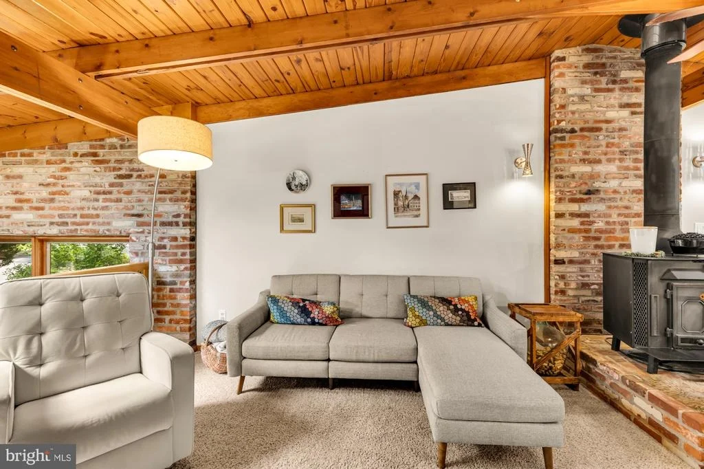 Photo of 3018 PINE SPRING ROAD