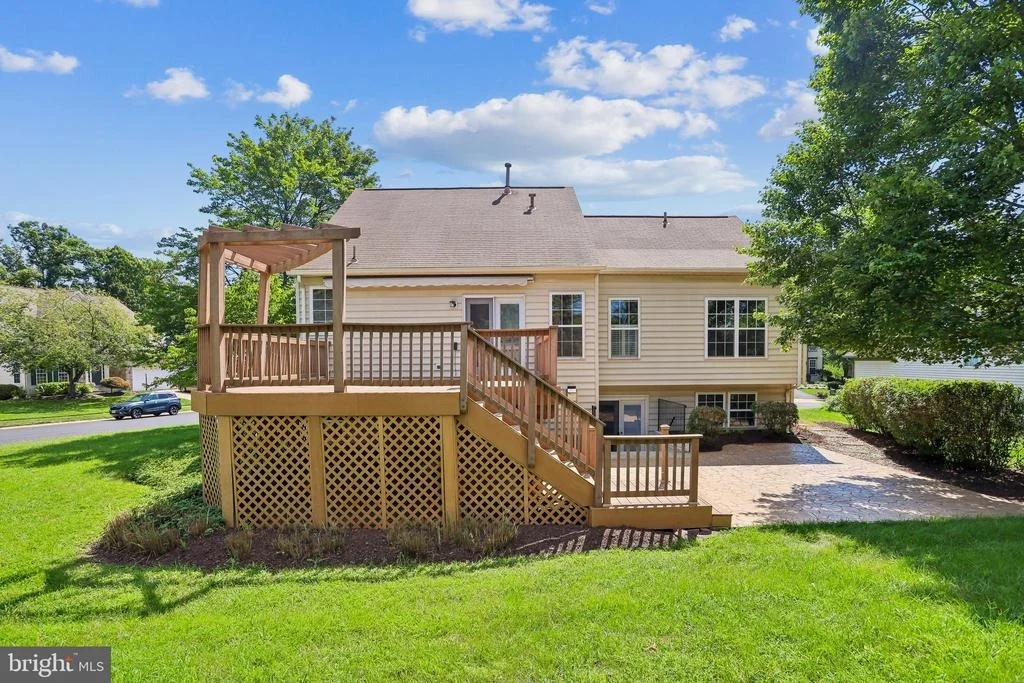 Photo of 43081 BINKLEY CIRCLE