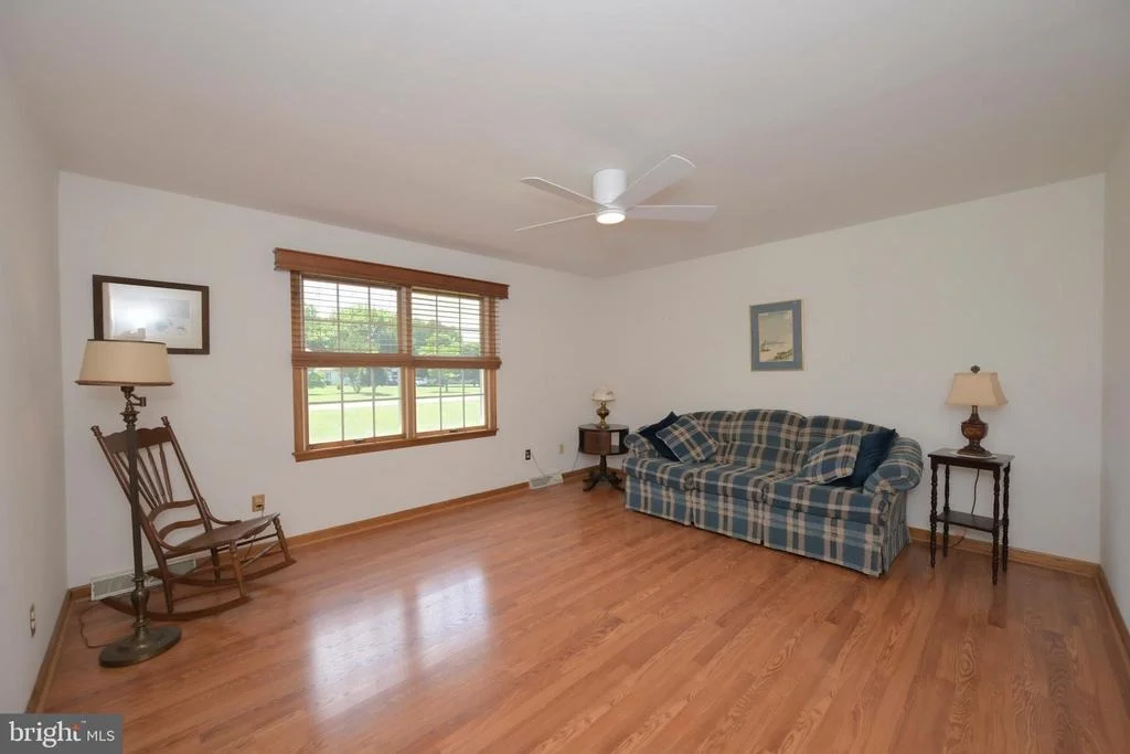 Photo of 508 LAKE DRIVE