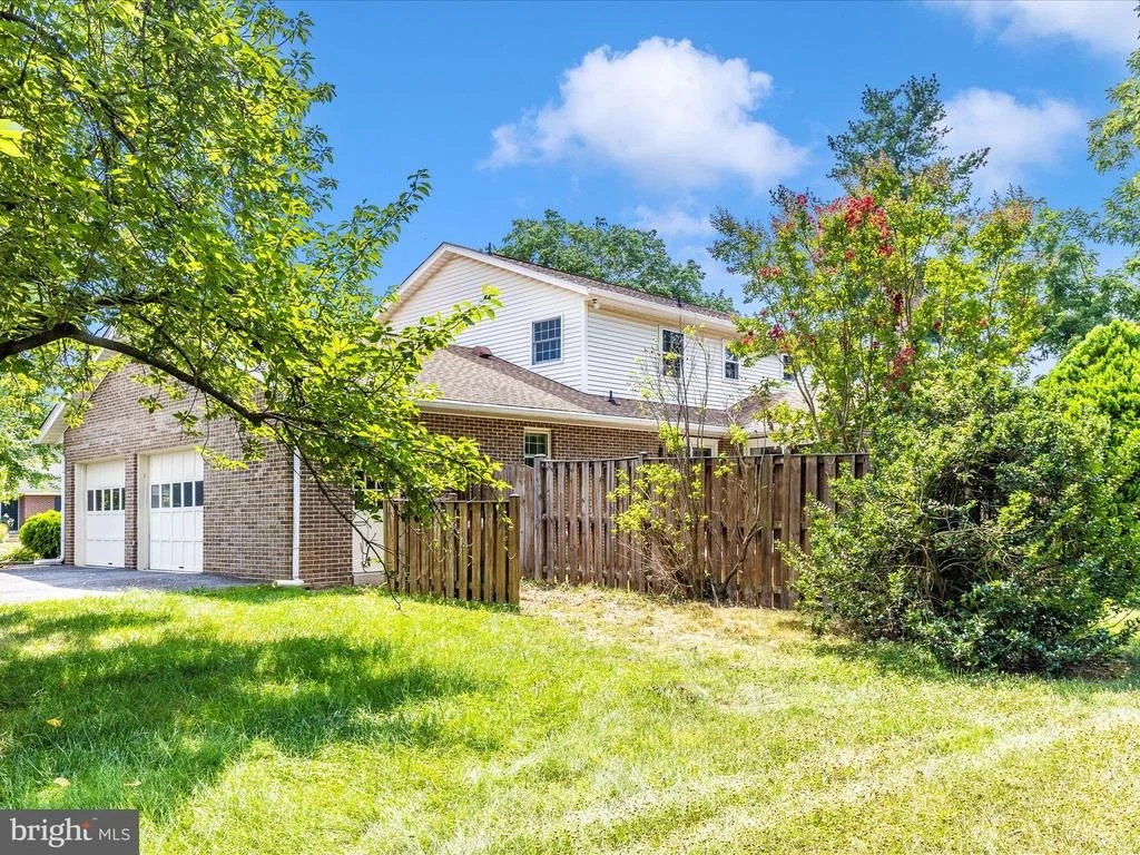 Photo of 8107 CLEARFIELD ROAD