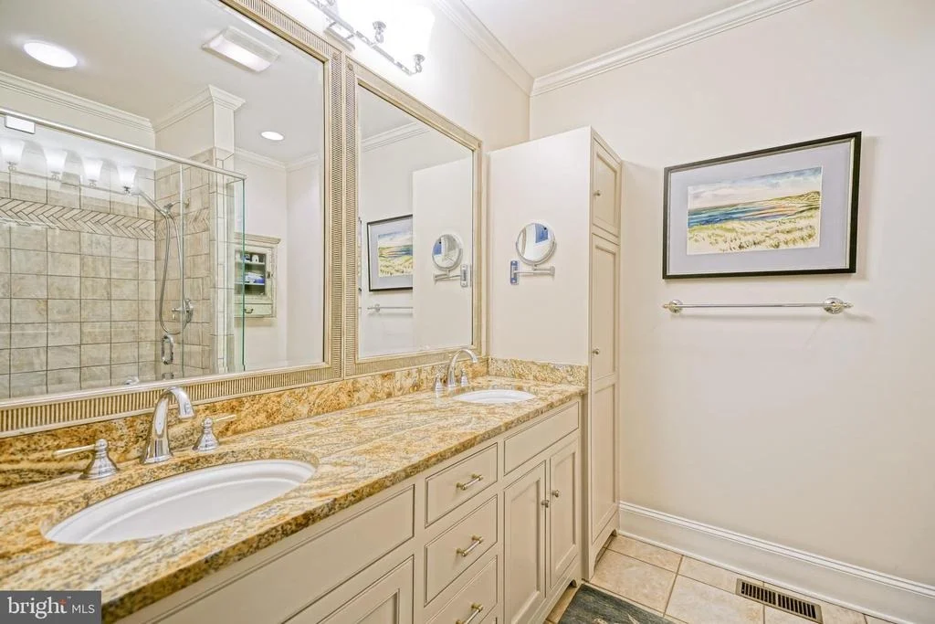 Photo of 558 PILOTTOWN ROAD