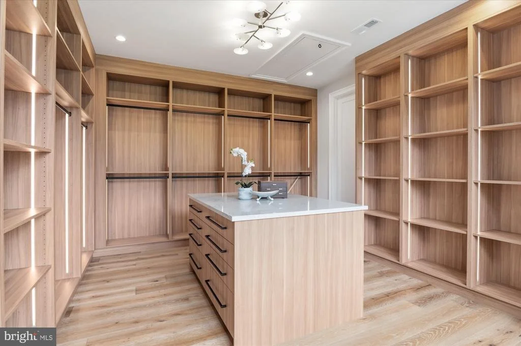 Photo of 8912 GALLANT GREEN DRIVE