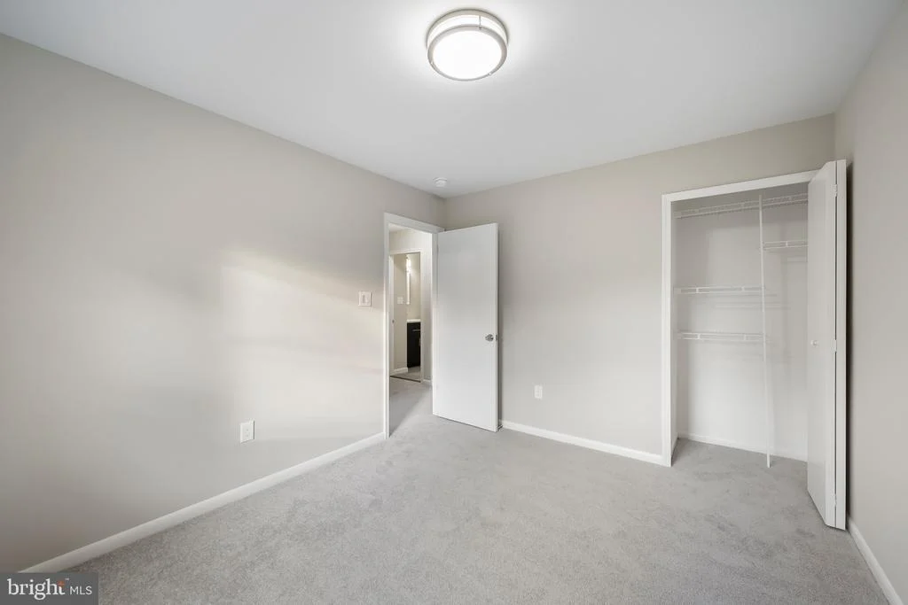 Photo of 8516 CAVALRY LANE