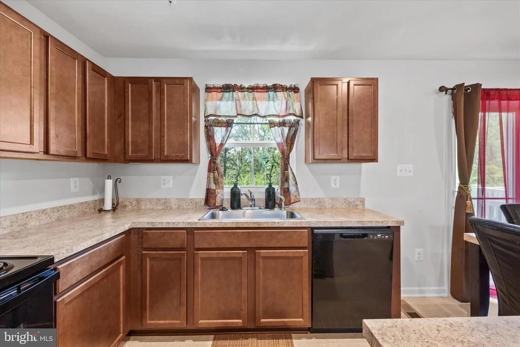 Photo of 206 RED BILL LN