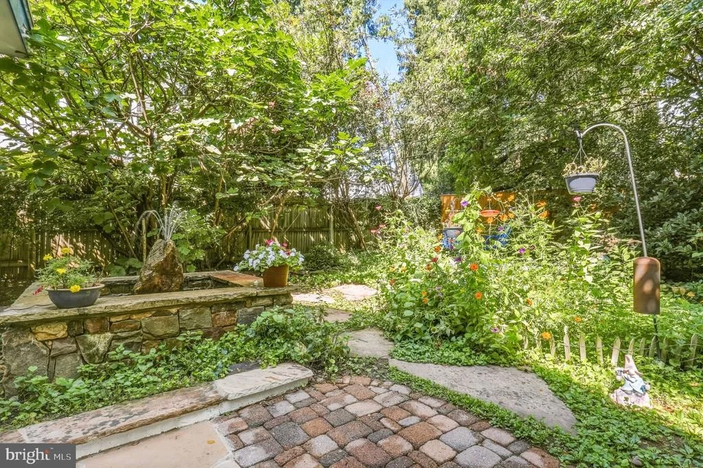 Photo of 4705 MORGAN DRIVE