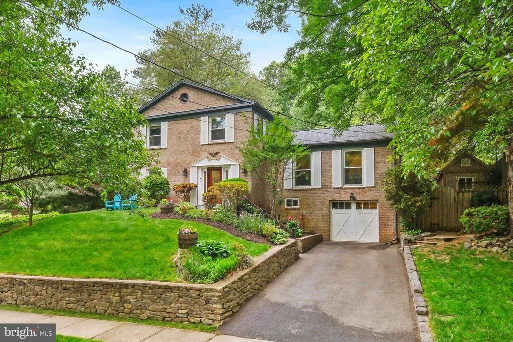 Photo of 2295 DUNSTER LANE