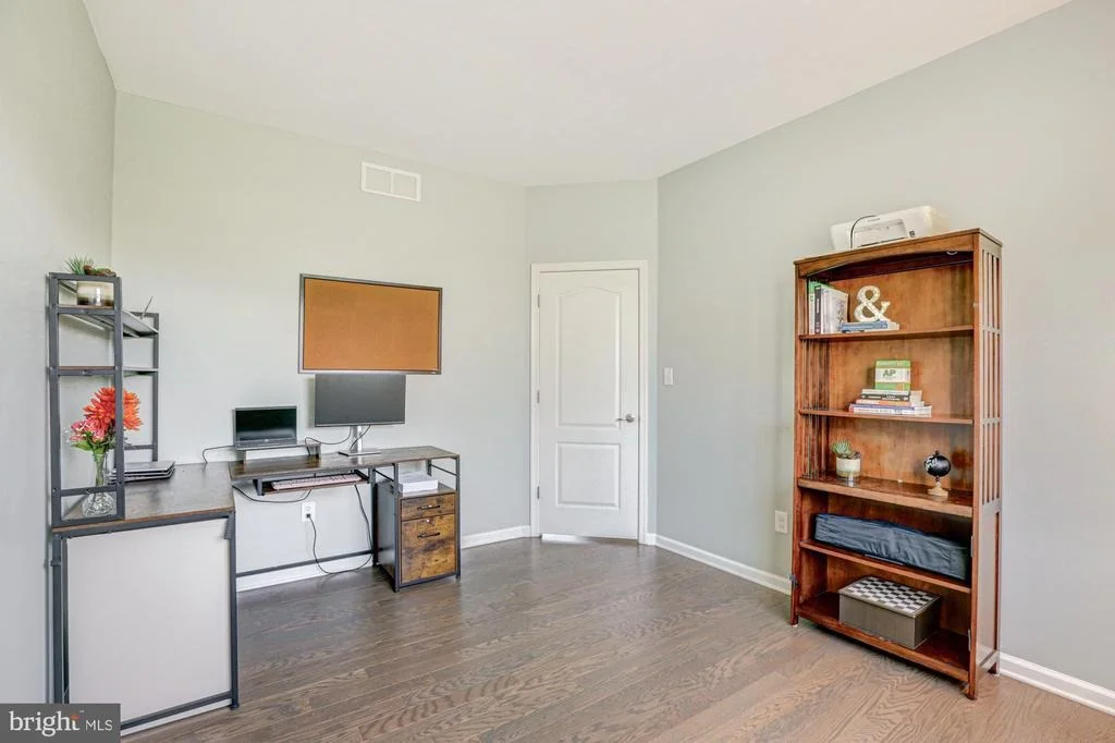 Photo of 1218 PIMPERNELL PATH