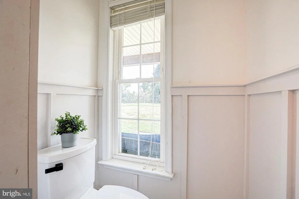 Photo of 119 N MEADOW DRIVE