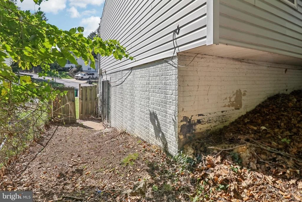 Photo of 1000 UTE WAY