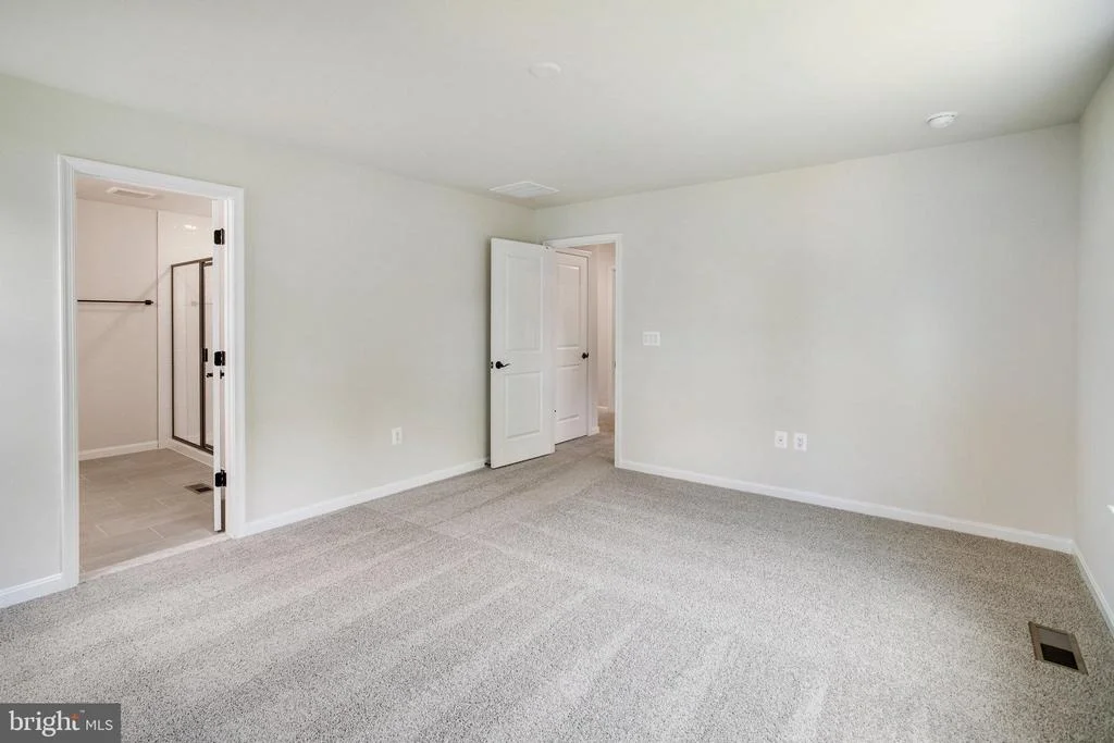 Photo of 35606 PINE NEEDLE LANE