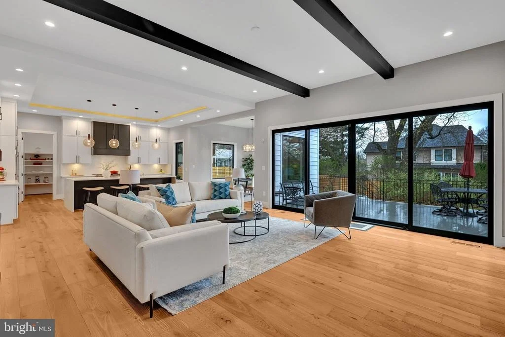 Photo of 1100 BALLS HILL ROAD