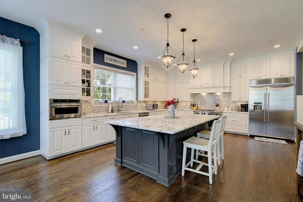 Photo of 2393 GARRITY ROAD