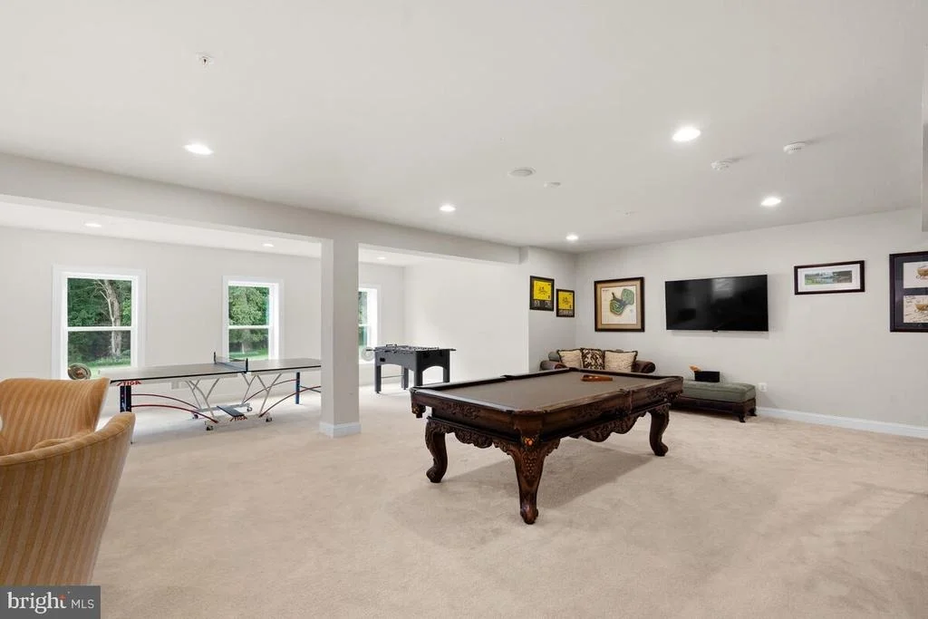 Photo of 17110 OLD VIC BOULEVARD