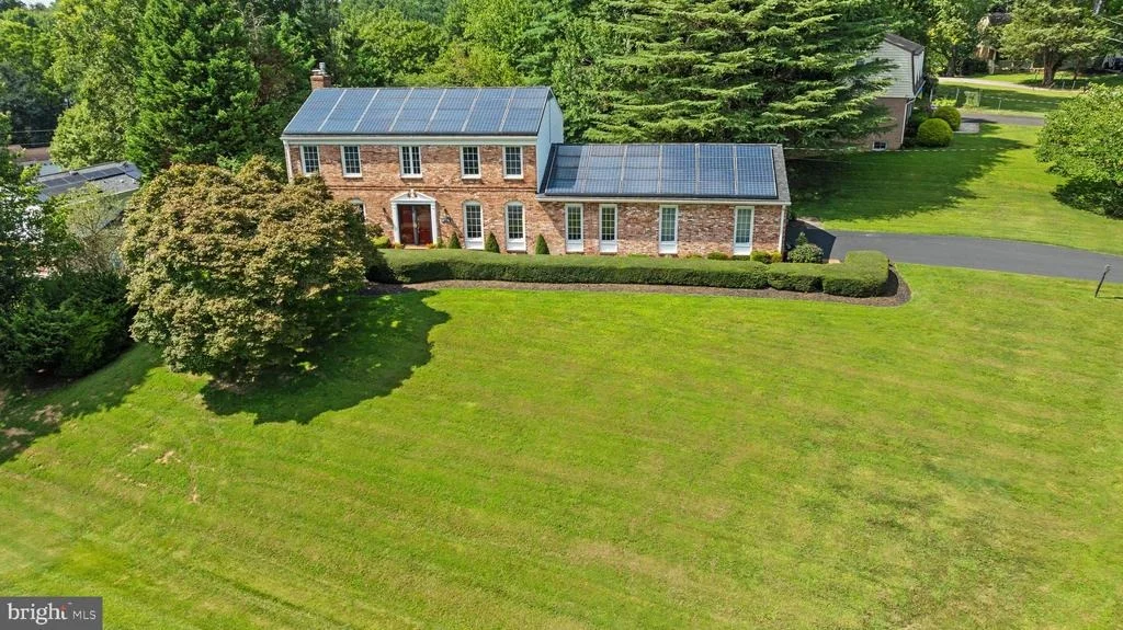 Photo of 601 STONE HOUSE LANE