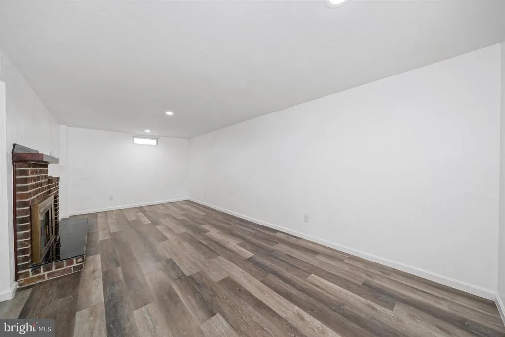 Photo of 19 SQUIRE CIRCLE