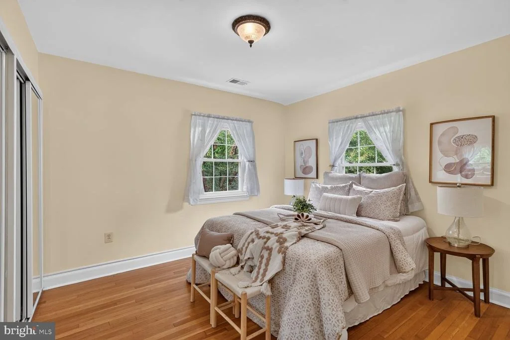 Photo of 2030 LANIER DRIVE