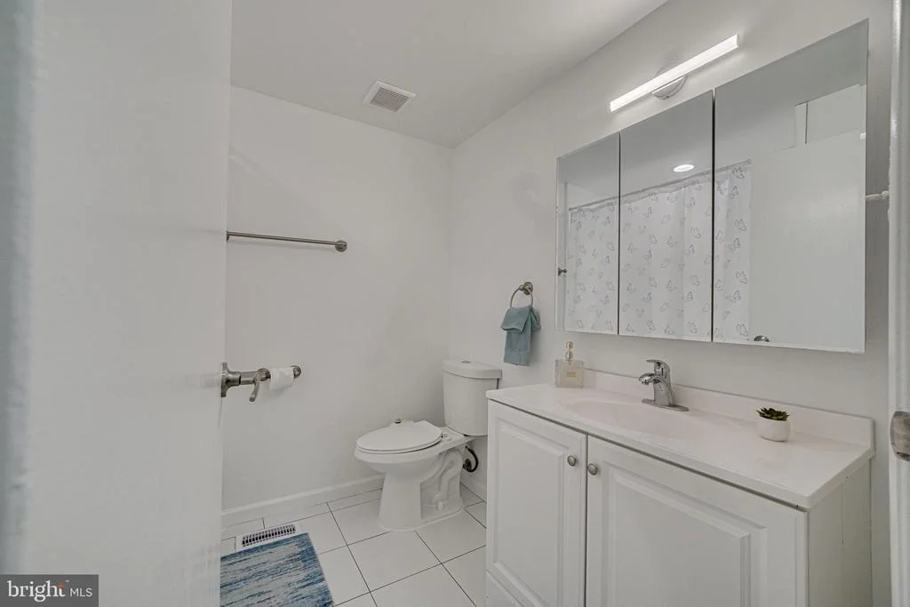 Photo of 19130 DOWDEN CIRCLE