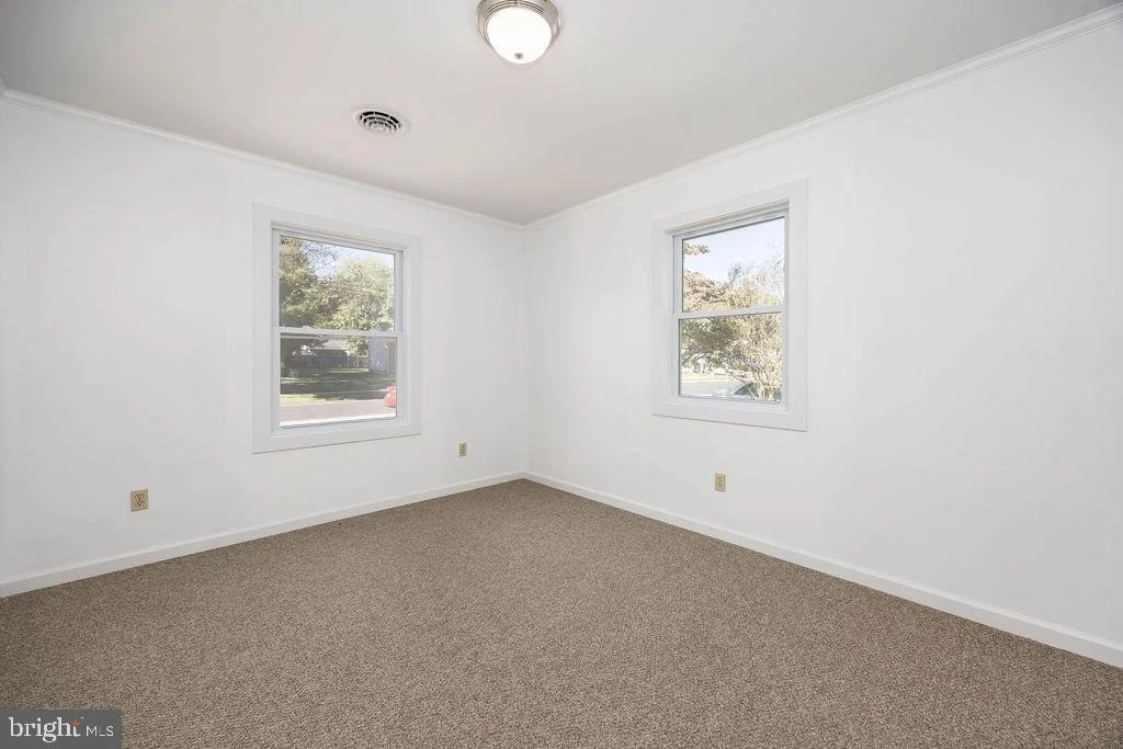 Photo of 813 PRICE ROAD