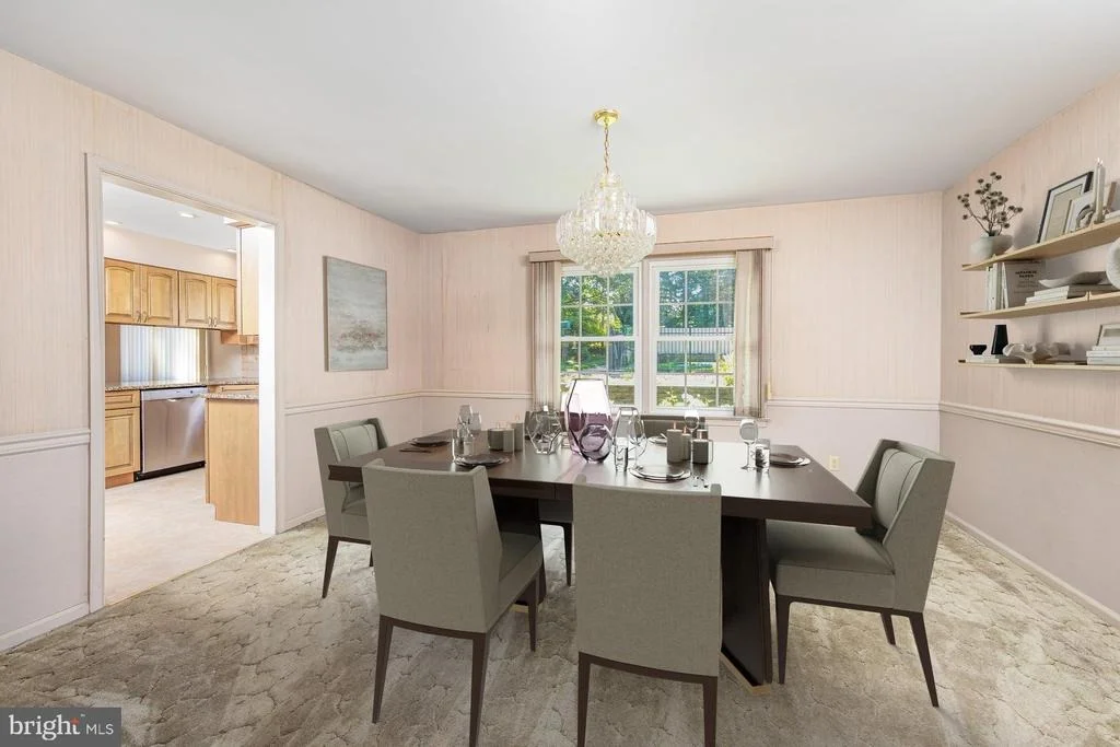 Photo of 73 COLONIAL TERR