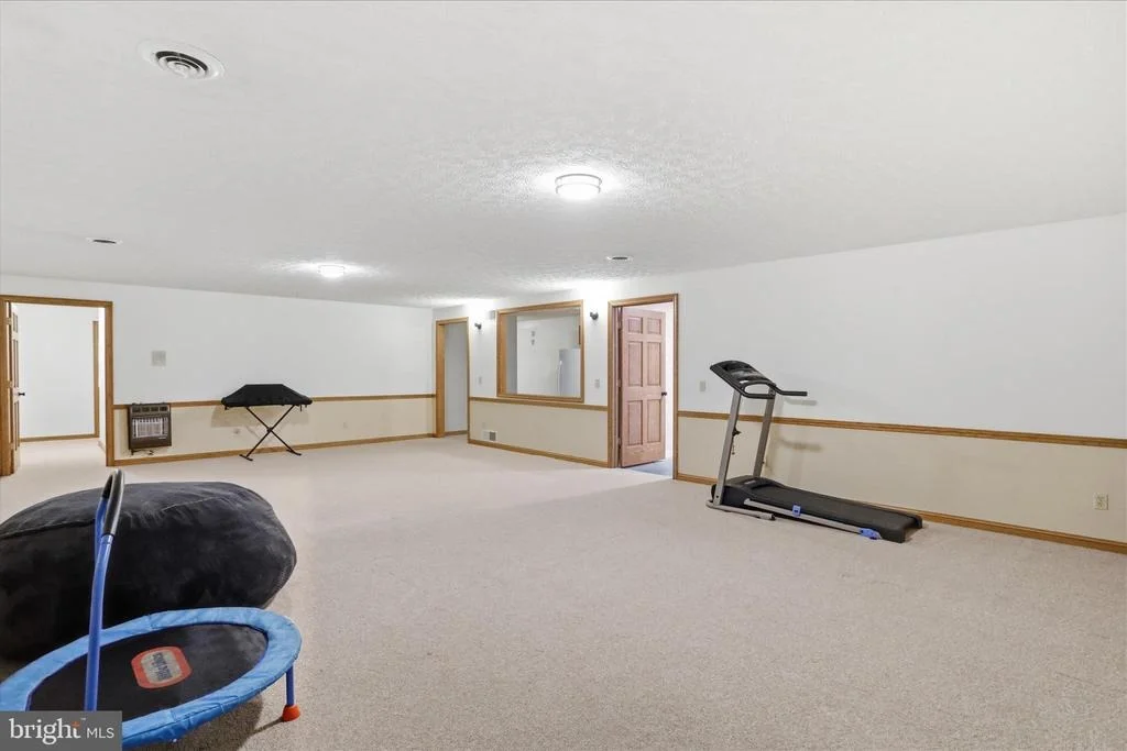 Photo of 435 SUMMIT DRIVE