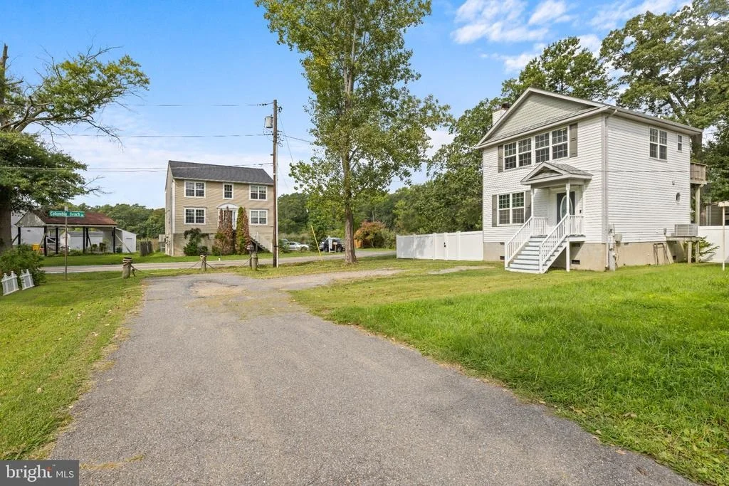 Photo of 1500 GARST ROAD