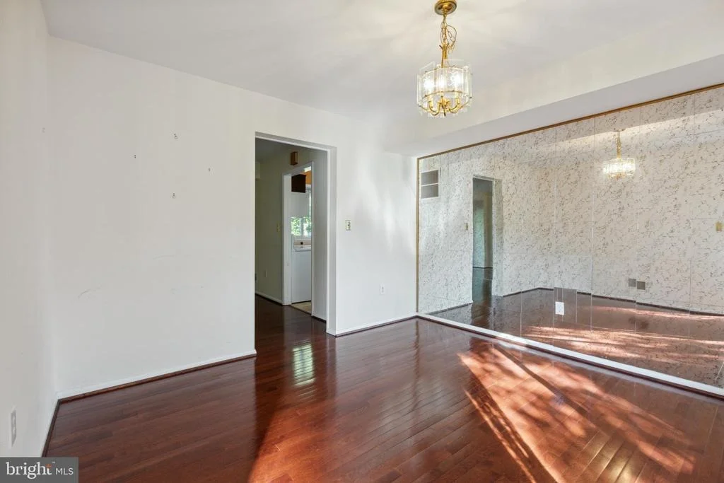 Photo of 18700 CONSIDINE DRIVE