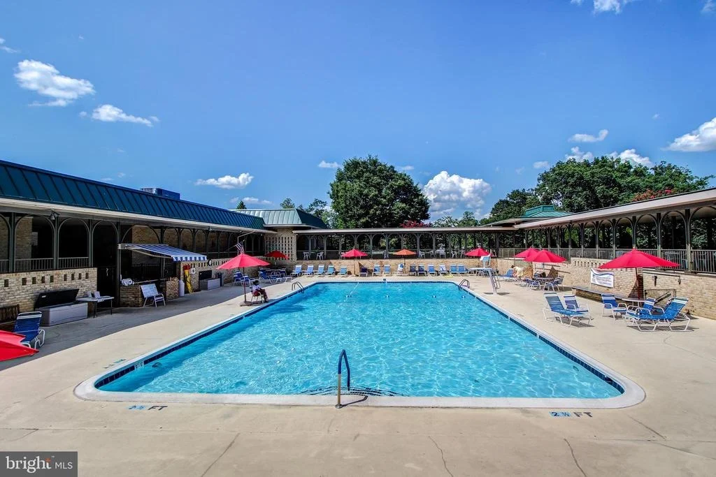 Photo of Unit 41021 at 15100 INTERLACHEN DRIVE