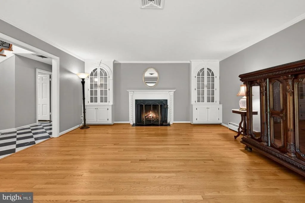 Photo of 11416 VALE ROAD