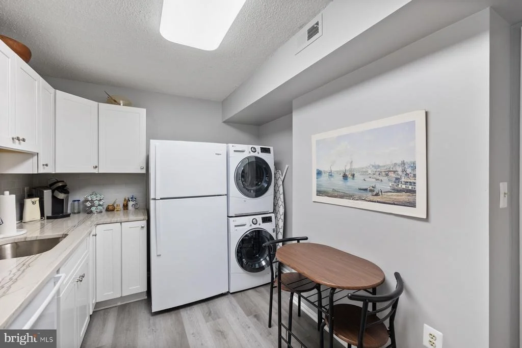 Photo of Unit 2822 at 15107 INTERLACHEN DRIVE