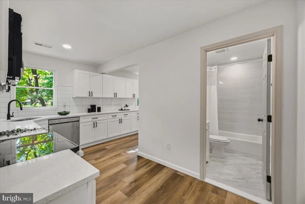 Photo of 714 E PASADENA ROAD
