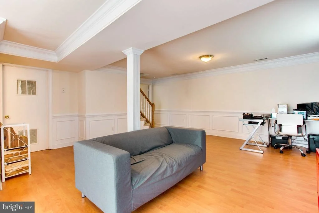 Photo of 9429 LAFAYETTE AVENUE