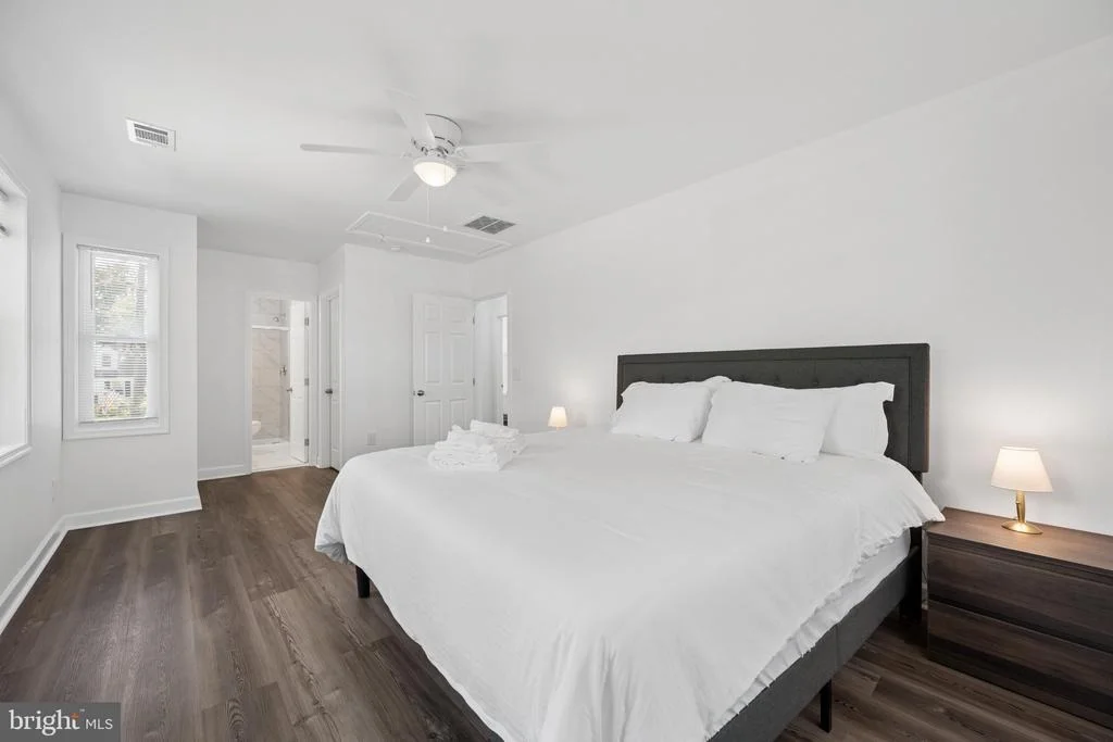 Photo of 456 DEALE ROAD