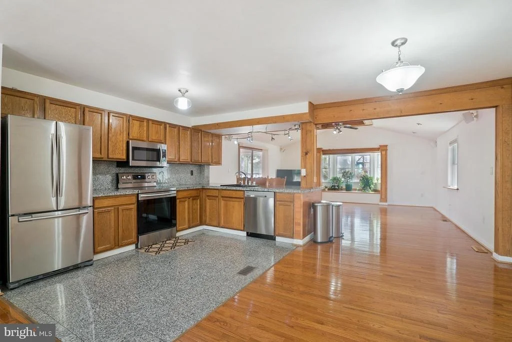 Photo of 1181 GATEWAY DRIVE