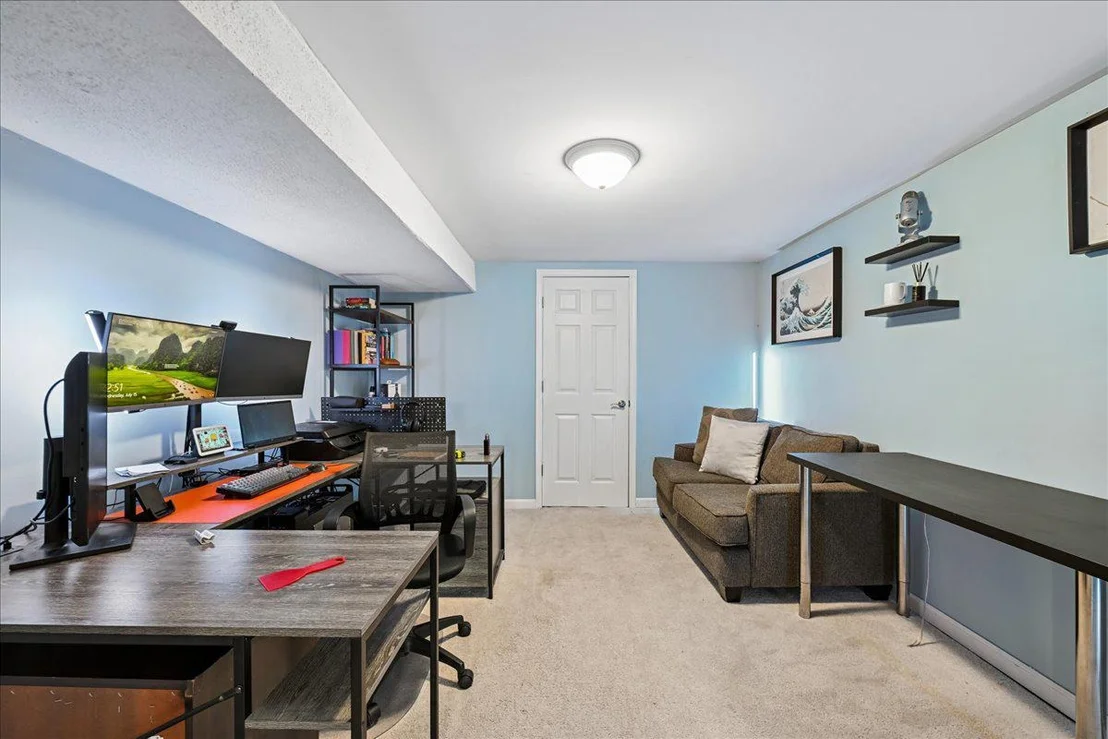 Photo of 8901 TOWNSEND LANE