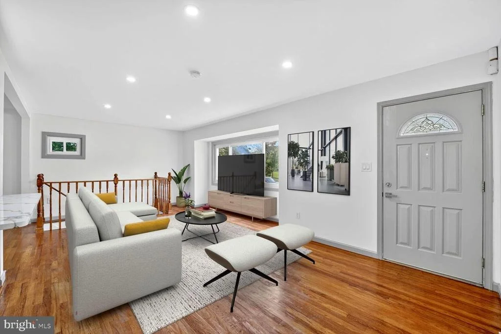 Photo of 5604 DUNDALK DRIVE