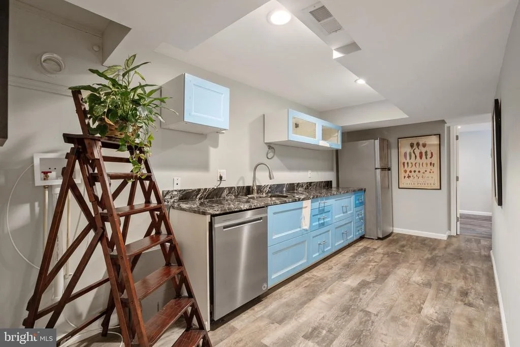 Photo of 10418 ADEL ROAD