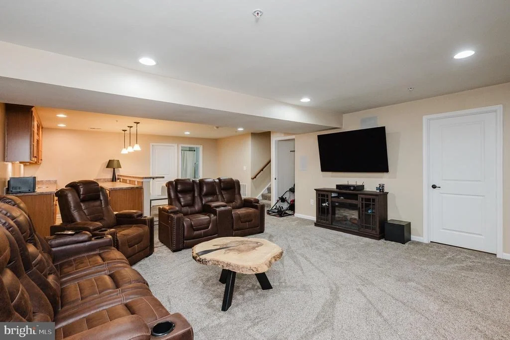 Photo of 744 FALCON LANE