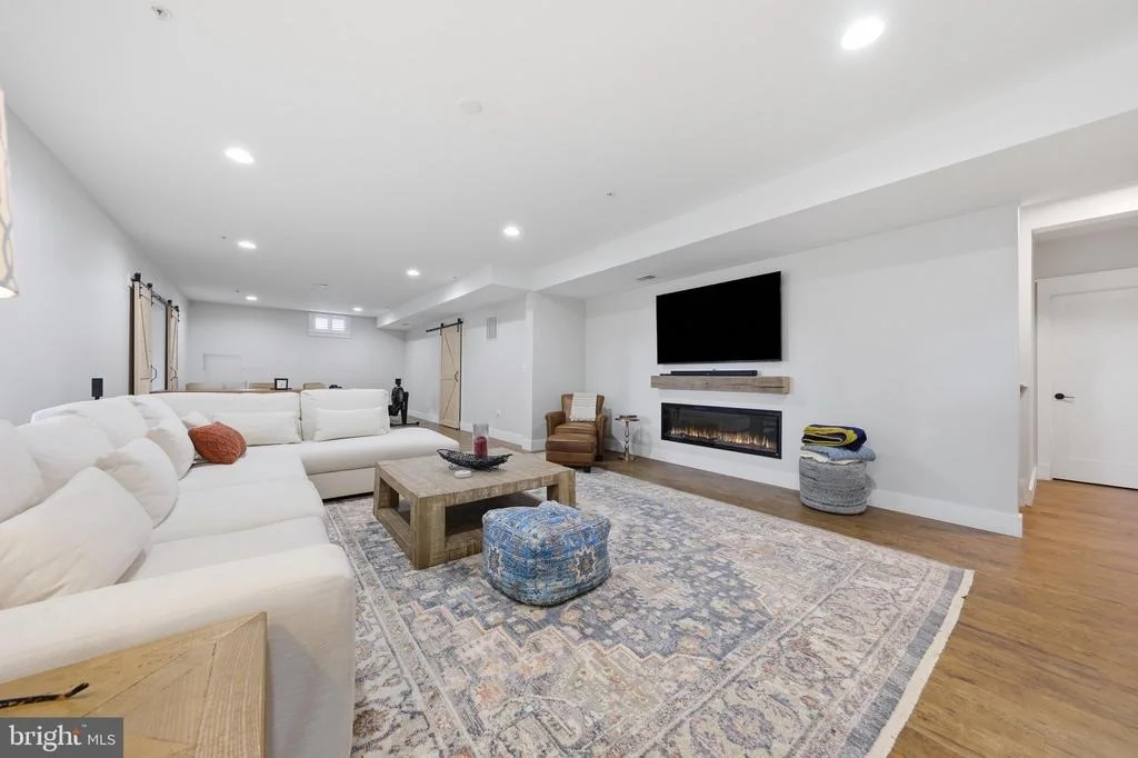 Photo of 166 STONECREST CIRCLE