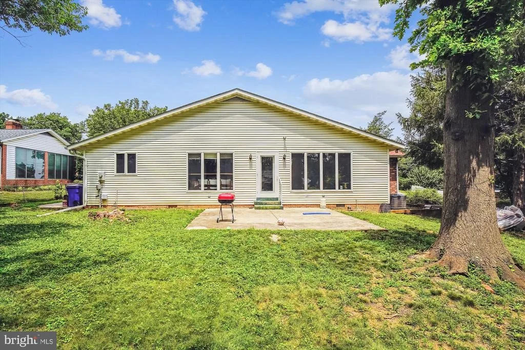 Photo of 702 MIDWAY DRIVE