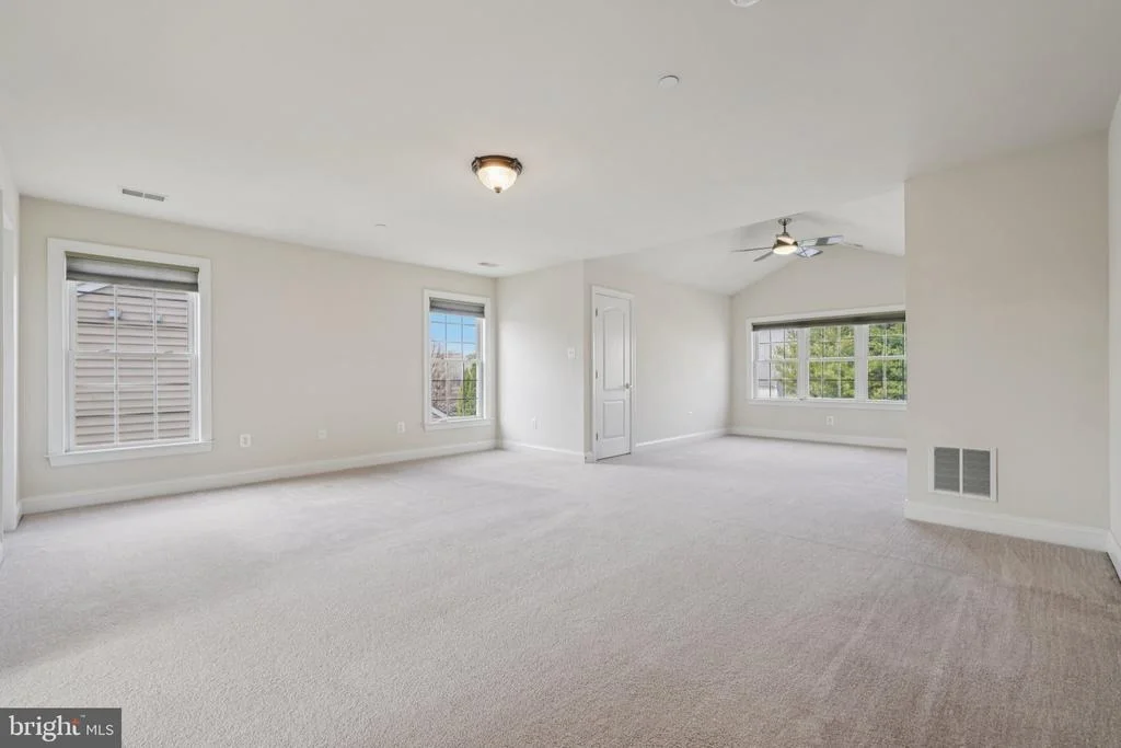 Photo of 1702 FIELDBROOK LANE