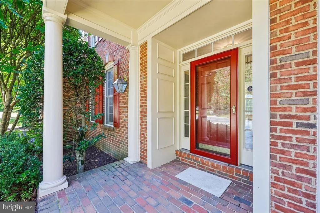 Photo of 21400 MANOR VIEW CIRCLE