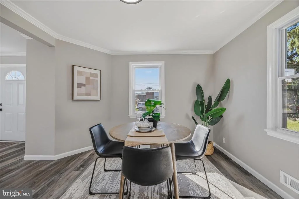Photo of 183 KENWOOD ROAD