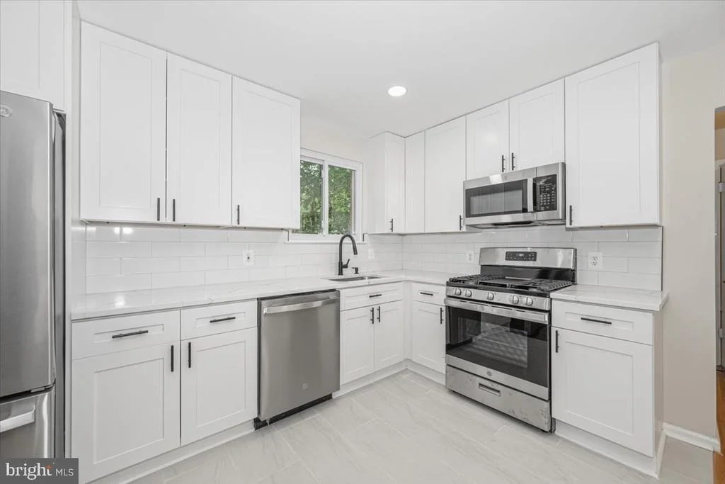 Photo of 8624 PARLIAMENT DRIVE