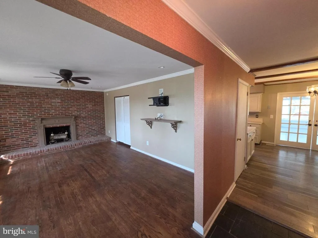 Photo of 11223 COUNTRY ROAD
