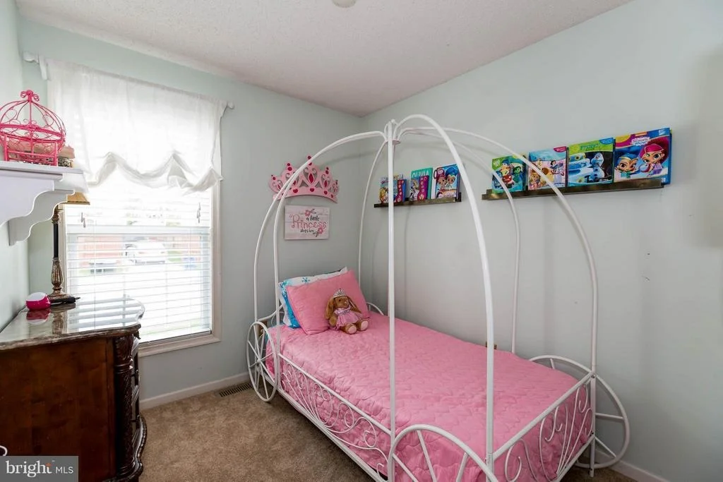 Photo of 6438 OLD HIGHGATE DRIVE