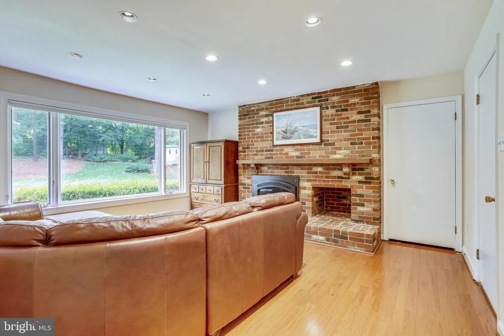 Photo of 14020 RIPPLING BROOK DRIVE