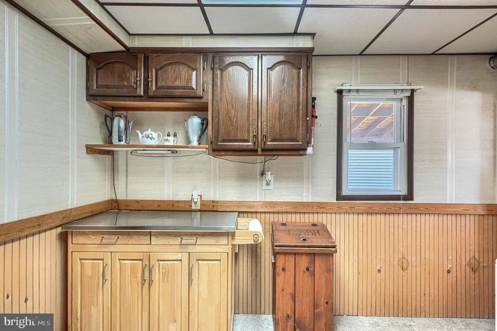 Photo of 7813 FAIRGREEN ROAD