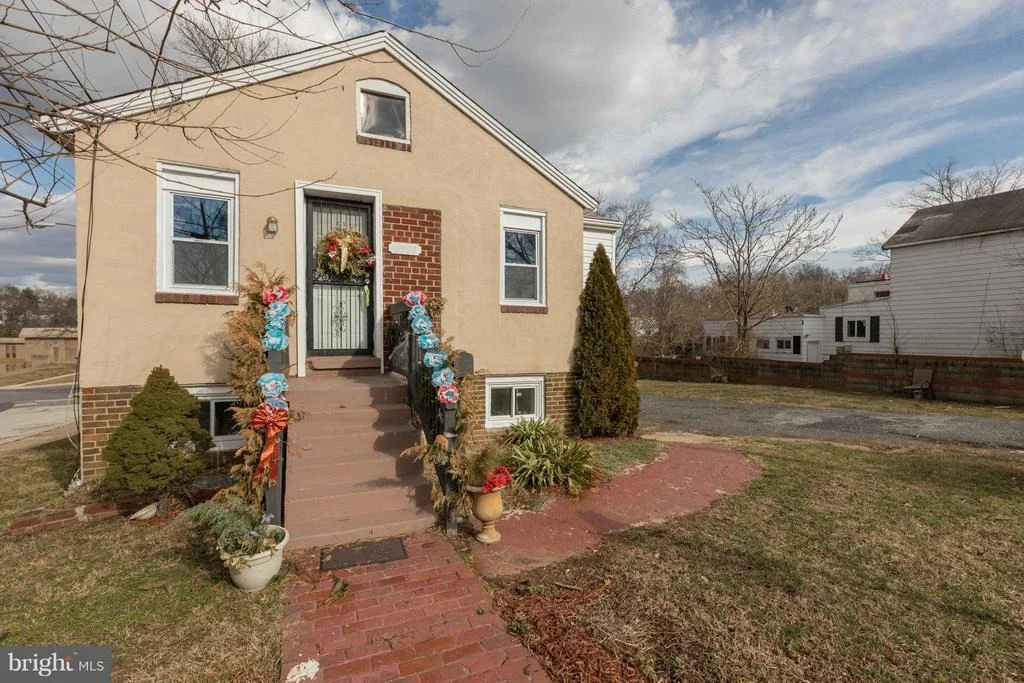 Photo of 5500 ADDISON ROAD