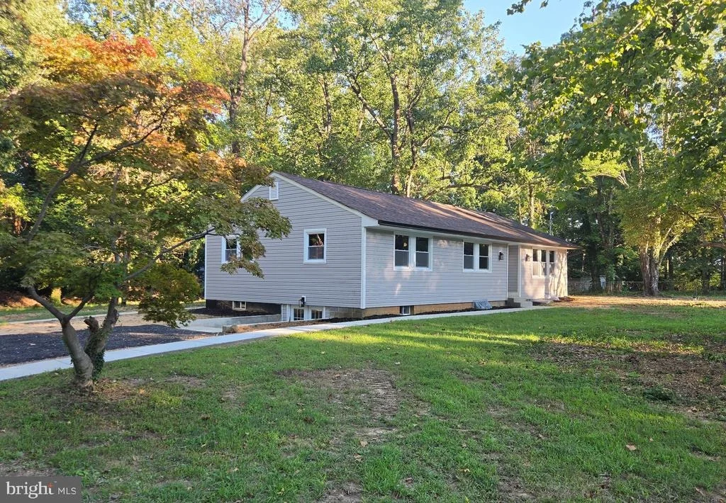 Photo of 4150 BARRETT